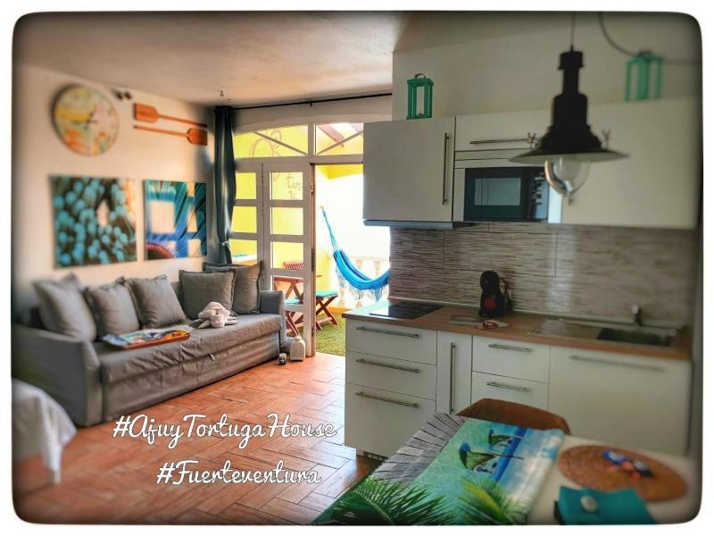 Апартаменты Ajuy Tortuga House Экстерьер фото